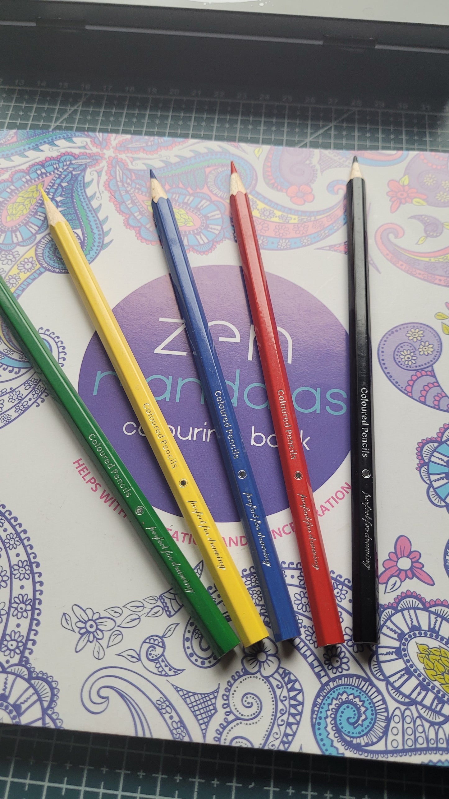 Cahier de coloriage de Mandalas